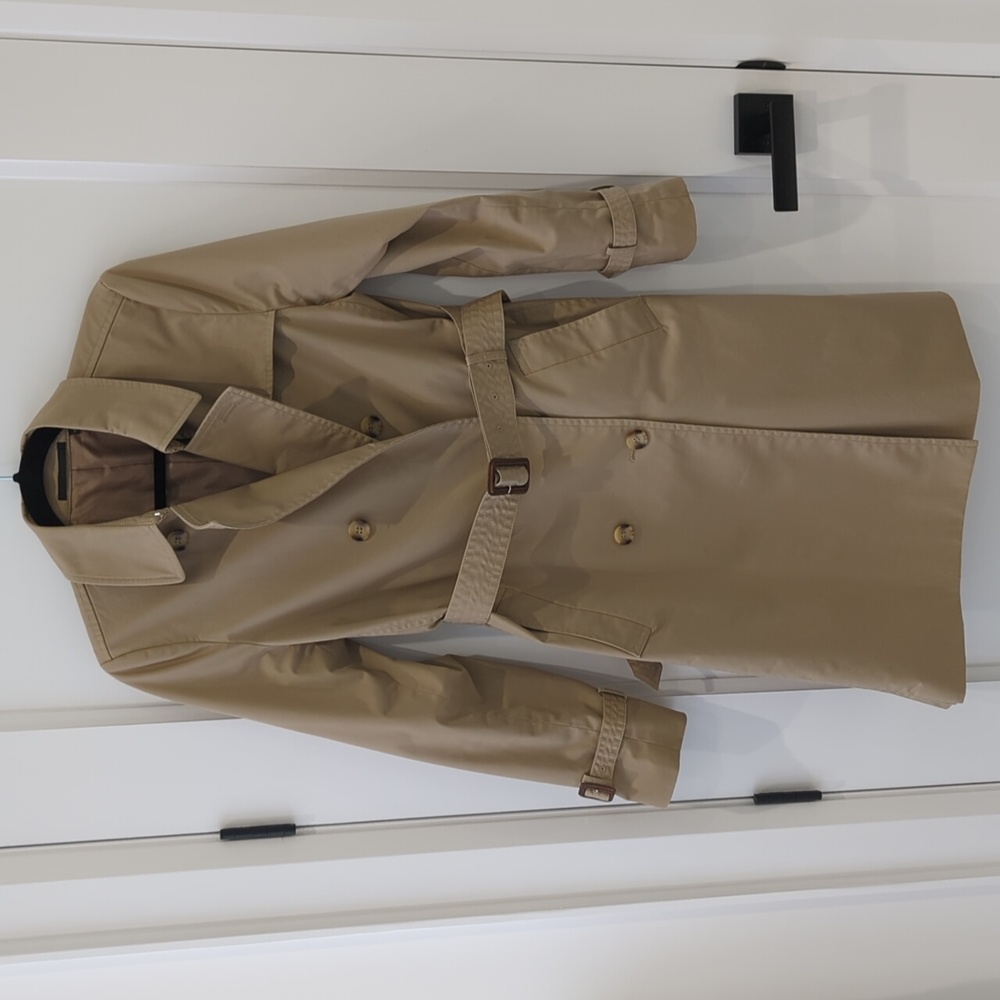 Uniqlo Trench Coat (S)